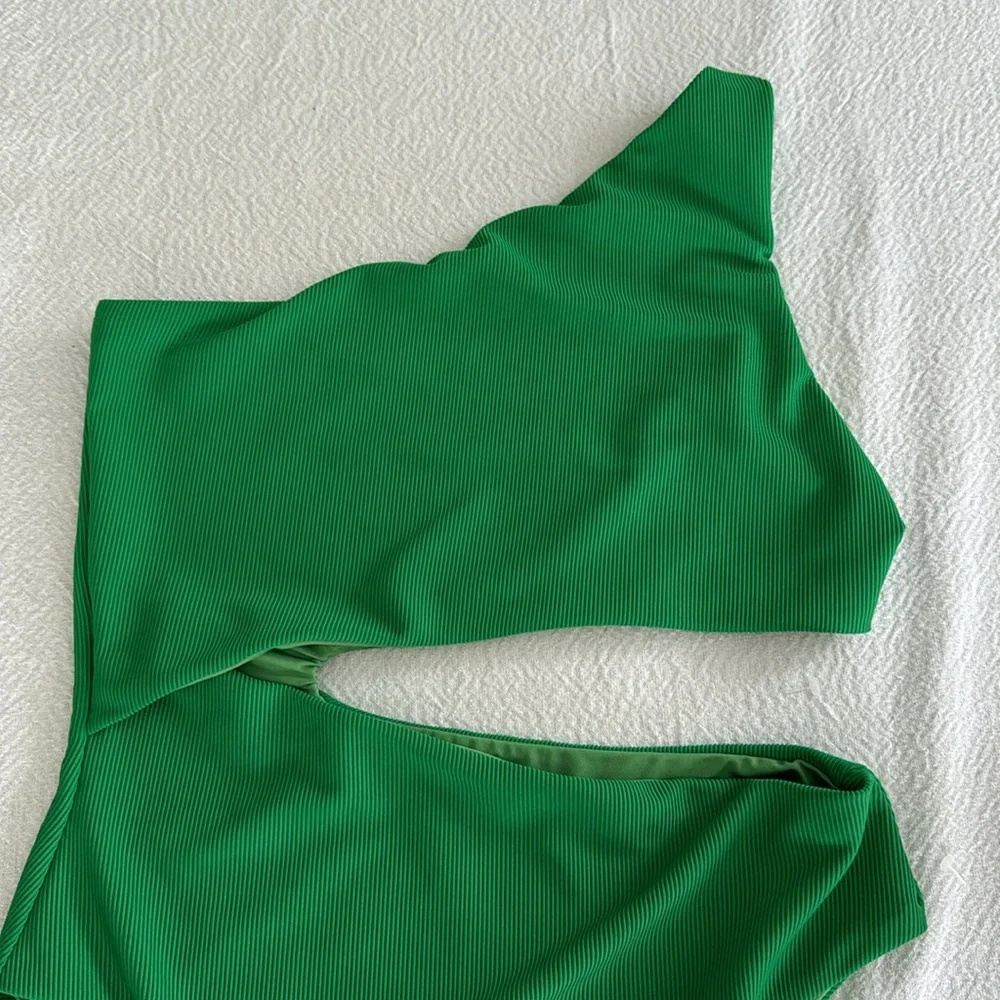 Beach Riot Core Collection Celine One Piece Green, Size Medium , $148